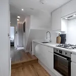 West Kensington-Stylish 2 Beds