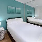 West Kensington-Stylish 2 Beds